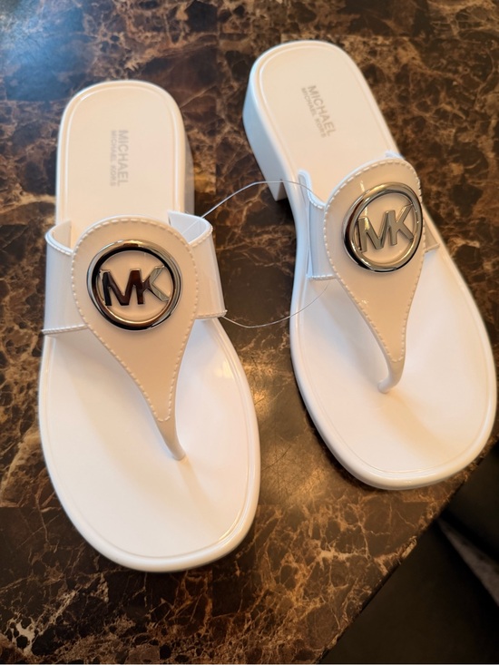 Michael Kors Shoes - NWT Michael Kors Hannah Jelly Thong Sandals Optic White Size 7